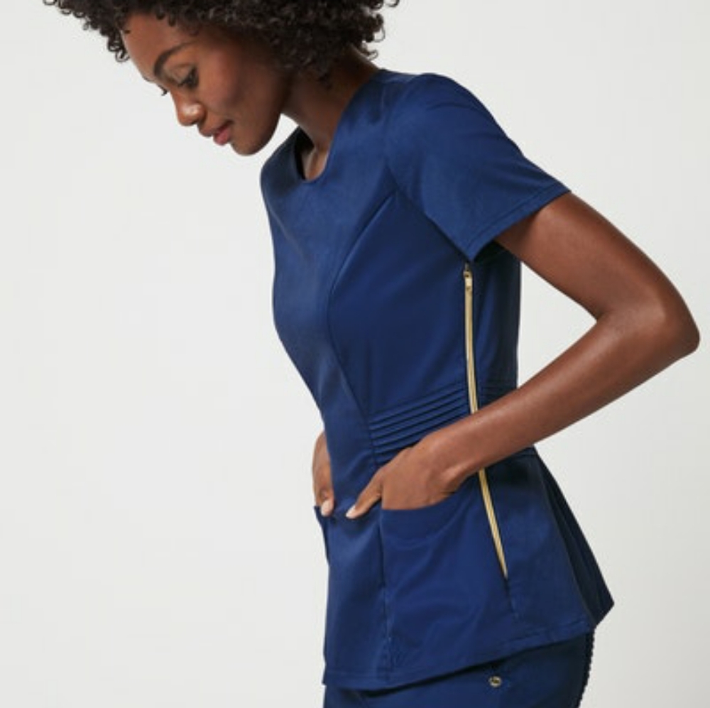 Jaanuu Scrub Top